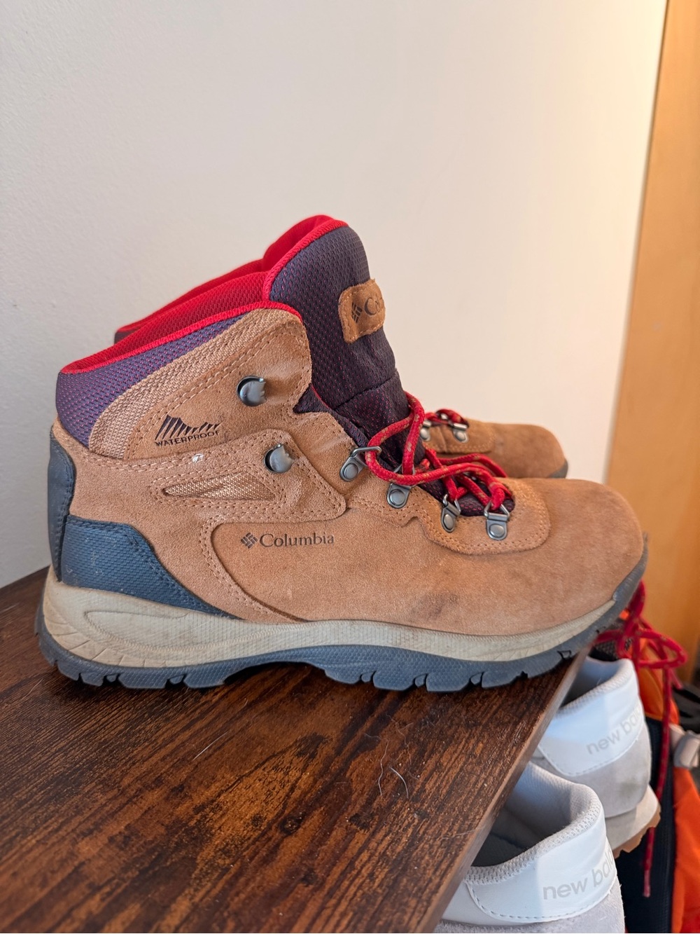 Columbia Tan Suede Hiking Boots with Red Accents